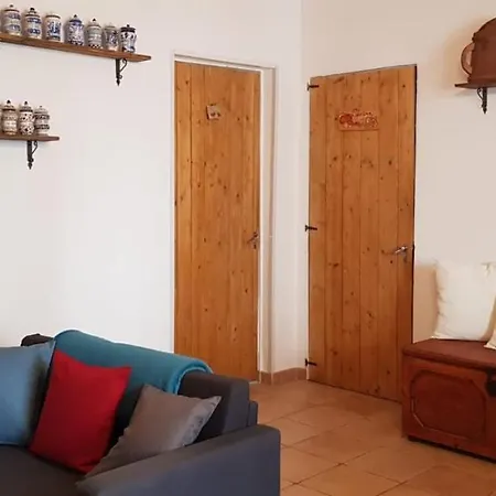 Etna, Salvia E Rosmarino Vakantiehuis *