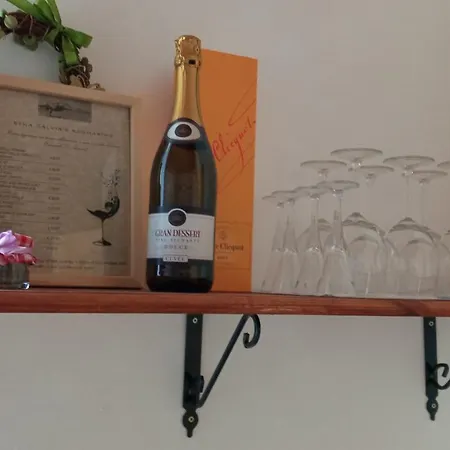 Etna, Salvia E Rosmarino Vakantiehuis *