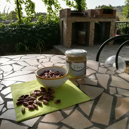 Etna, Salvia E Rosmarino Vakantiehuis *